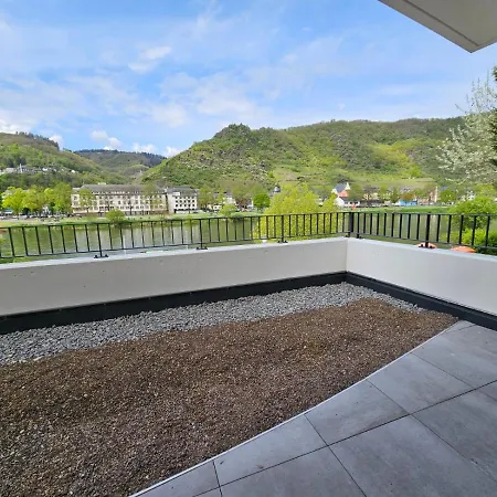 Big Bis Zu 10 Gaesten Moselblick Ad Reichsburg 100m Marktplatz アパート